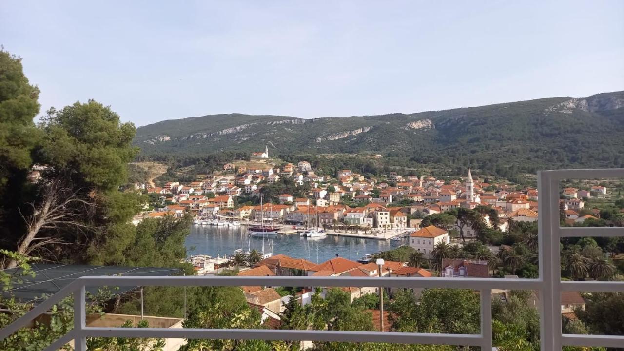 Apartman Marina Sa Parkingom Йелса Екстериор снимка