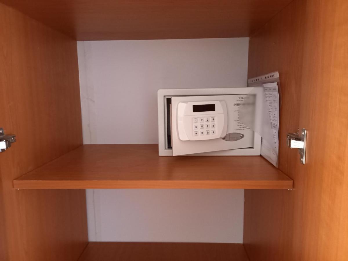 Apartman Marina Sa Parkingom Йелса Екстериор снимка
